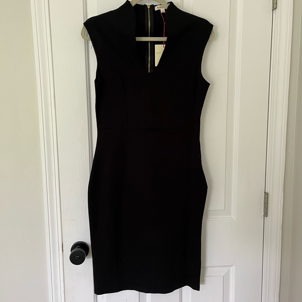 Sleeveless Black Dress - Picture 1 of 4